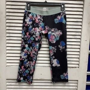 Soffe Low Rise Capri Leggings size 16 XL